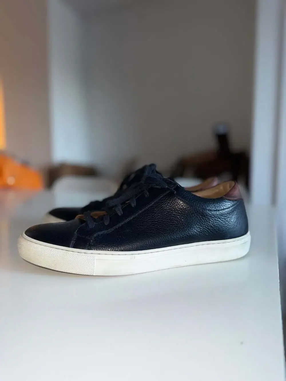 To Boot New York Devin Leather Sneakers Size 11